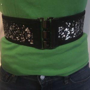 Betsey Johnson wide sequin belt ✨